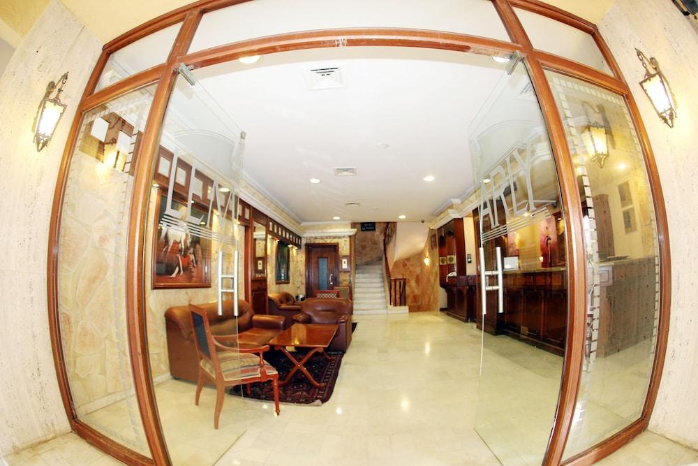 Le Marly Hotel Beirut Exterior photo