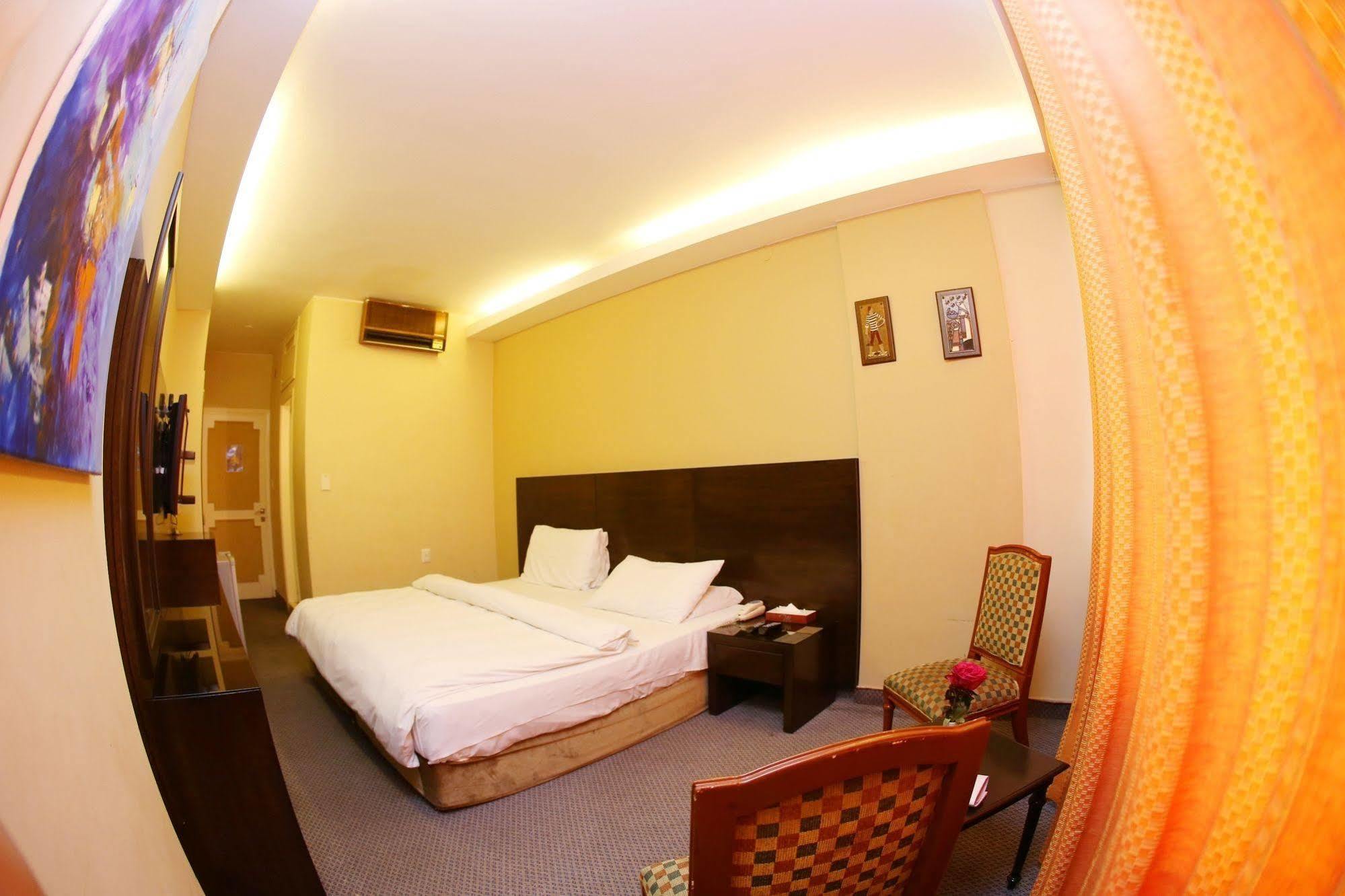 Le Marly Hotel Beirut Exterior photo