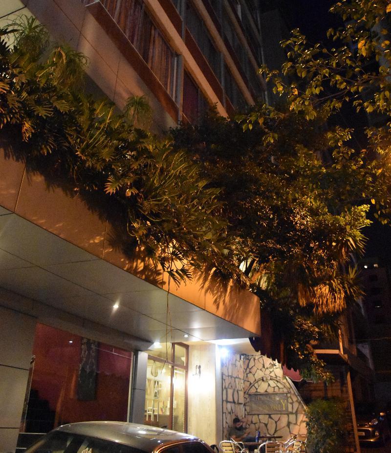 Le Marly Hotel Beirut Exterior photo