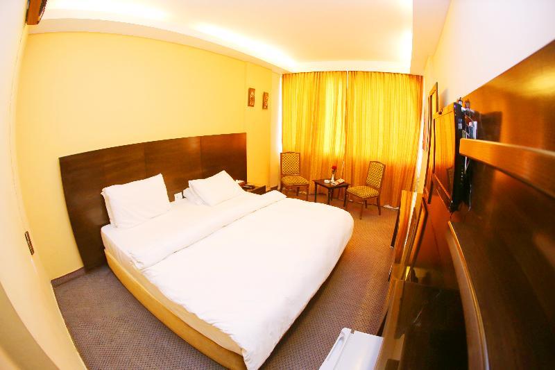 Le Marly Hotel Beirut Exterior photo